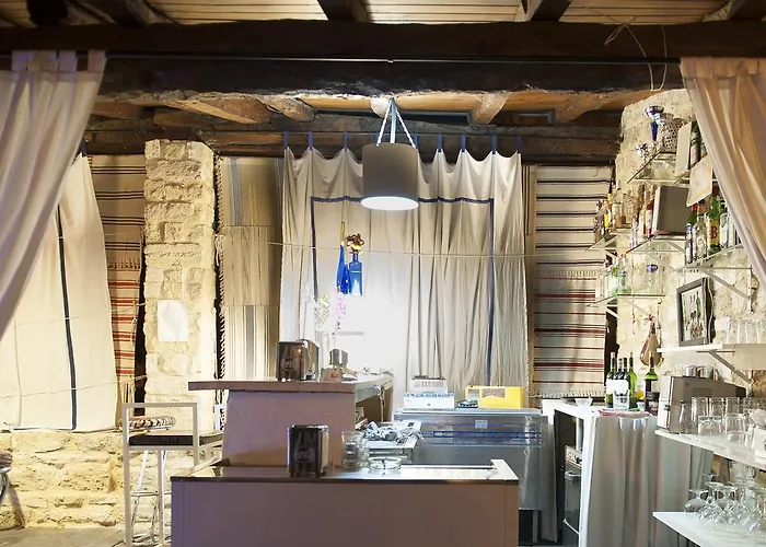 El Palacete Del Obispo